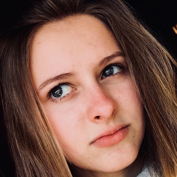 Meet your Posher, Dotty - Picture 6 of 8